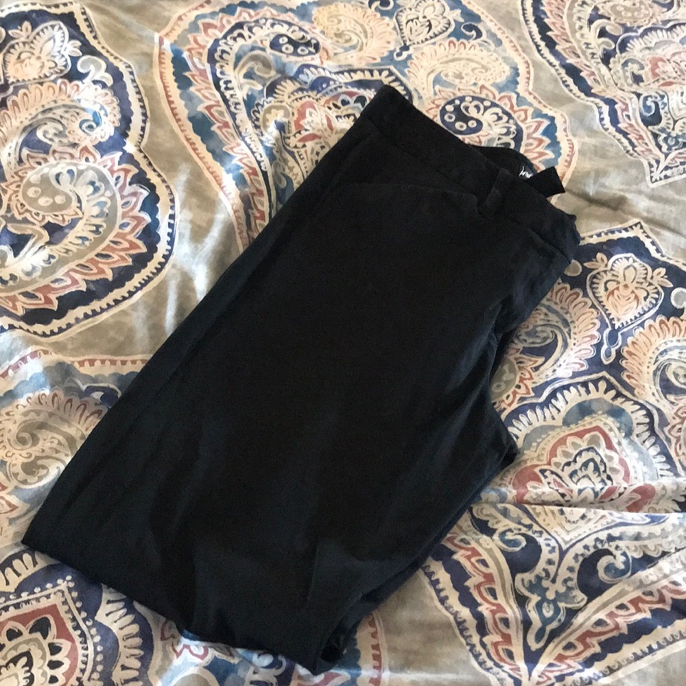 Cropped Black Khakis Dress Slacks 👖 - Picture 8 of 8